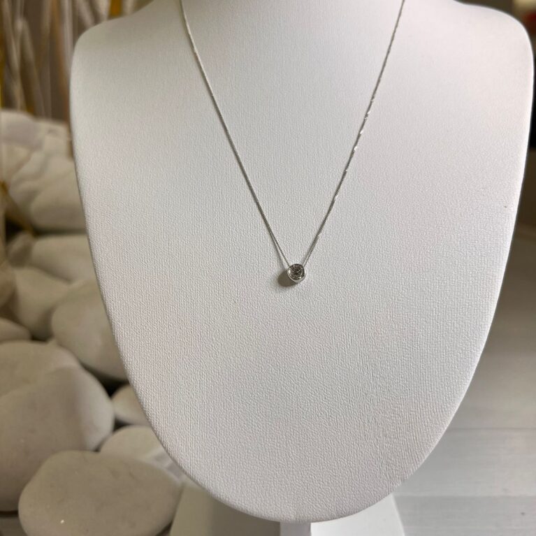 Necklace White Gold with Diamonds