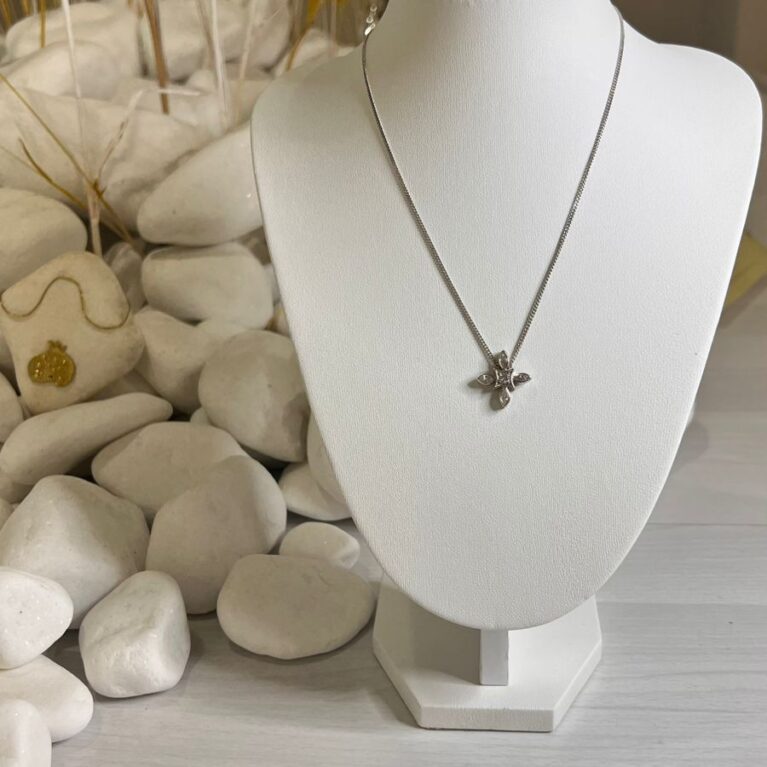 Necklace White Gold with Diamonds
