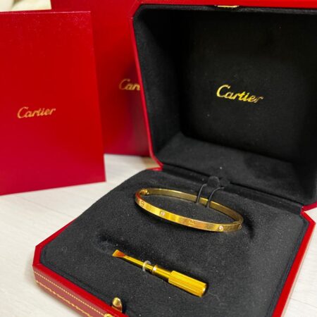 Cartier Love Bracelet Half Diamonds|KOQ187