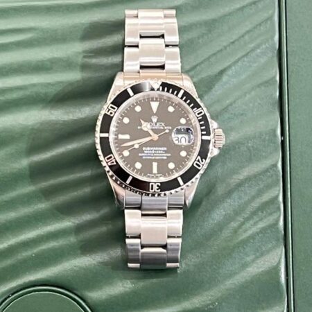 Rolex Submariner Date| 16610