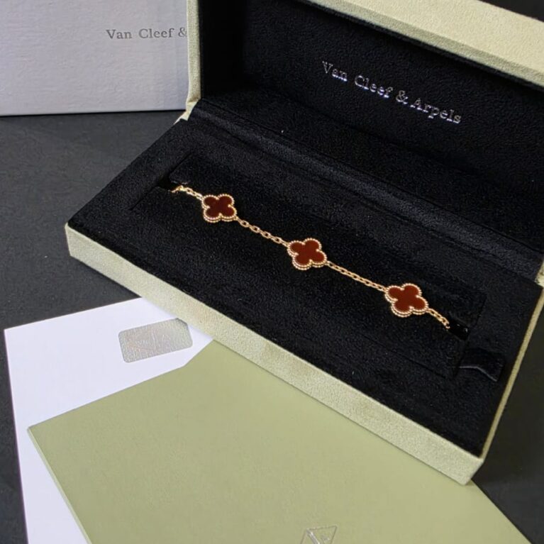 Vintage Van Cleef Alhambra 5-Motif Bracelet Carnelian